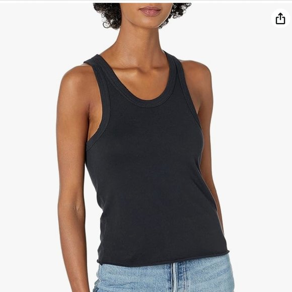 Bandier x Sincerely Jules The Willow Scoop Neck Tank Black - Picture 2 of 3